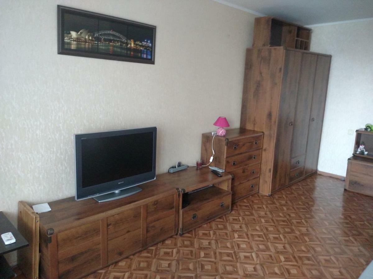 Двокімнатна Квартира Yuzhne Exterior foto